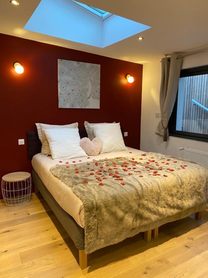Les Suites De Bougainville Concarneau Luaran gambar
